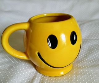 Vintage Mccoy Pottery Smiley Happy Face Coffee Cup Mug Yellow 1971