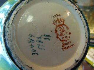 Royal Bonn Vase Circa 1890 - 1920 - CHIP 3