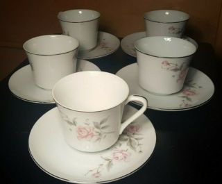 Set Of 5 Castlecourt Fine China Tea Cup And Saucer | Rose Bouquet Pattern