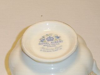 ROYAL ALBERT England Blue Memory Lane Bone China Tea Cup & Saucer 4