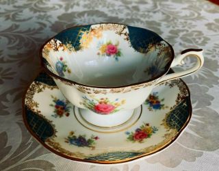 Avon Shape Royal Albert Tea Cup And Saucer Cleopatra Empress Series 1983 - 1998