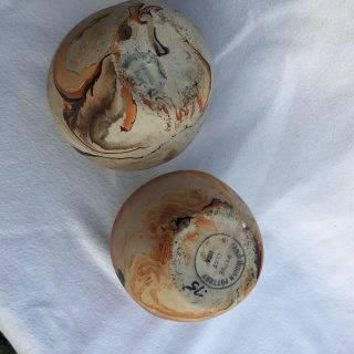 2 Vintage Nemadji Swirl Pottery 4 1/2” Vases 4