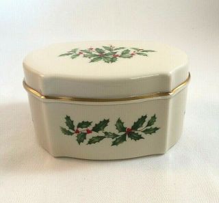 Lenox Christmas Holiday Dimension Trinket Box With Lid Holly Berries Ivory Gold
