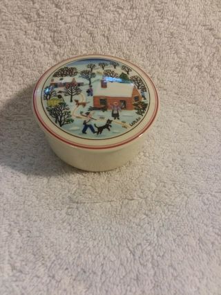 Villeroy & Boch Luxembourg Laplau Naif Christmas Covered Trinket Box