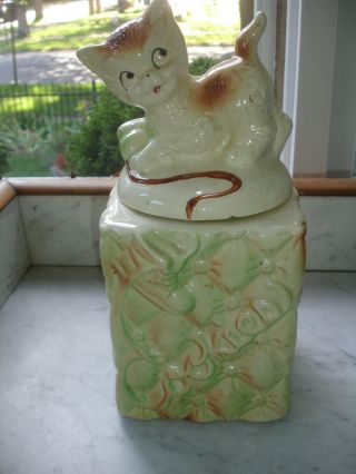 Vintage American Bisque Cookie Jar Kitten Cat Holding A String On A Quilted Base