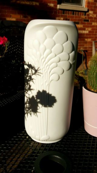Kaiser White Matte Porcelain Vase Marked W.  Germany Artist M.  Frey Style 666/3