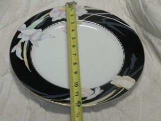 Mikasa Charisma Black L9050 Round Platter Chop Plate 12 1/4 "