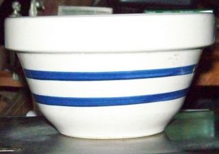 R.  R.  P.  Co Roseville,  Ohio Mixing Bowl Pottery - Blue Bands - 4 " X7 " - Very