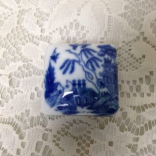 Vintage,  Blue Willow,  1.  5 - Inch Square Shape Jewelry Or Trinket Box,  Pill Box