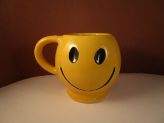 Vintage Mccoy Art Pottery Smiley Face Coffee Cup Mug