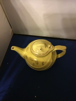 Vintage Hall Teapot Style 0799 6 Cup Hook Lid Yellow With Gold Decor