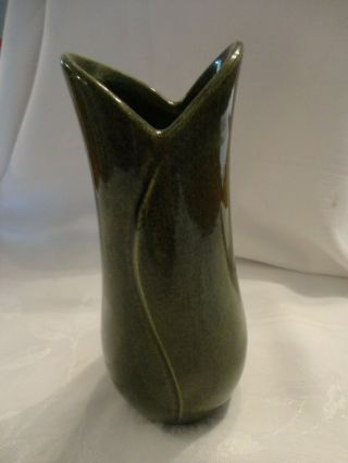 Mccoy Floraline 1970s 8 " Tall Dark Green With Speckles 588 Vase Signed Euc
