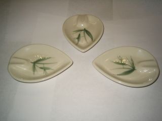 Vintage Winfield Pottery Set Of 3 Green Bamboo Leaf Shaped Ash Tray Nos