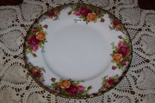 Royal Albert England - Old Country Roses - 8 1/8 - Inch Salad Plate (ex.  Cond. )