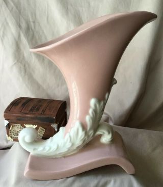 Vintage Art Deco 1940’s Pink Cornucopia Footed 7in Vase Horn Of Plenty