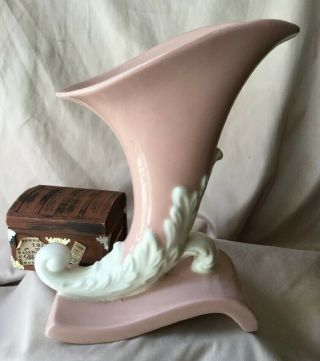 Vintage Art Deco 1940’s Pink CORNUCOPIA FOOTED 7in VASE Horn Of Plenty 2