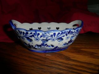 (2) Blue And White Oblong Dutch Bowls,  Heart Cut Outs,  Approx 5 3/4 In Long,