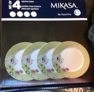 Mikasa Set Of 4 Appetizer/ Bread,  Dessert Plates Silk Floral Pink