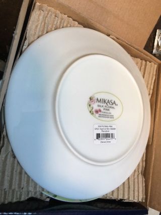 Mikasa Set of 4 Appetizer/ Bread,  Dessert Plates Silk Floral Pink 5