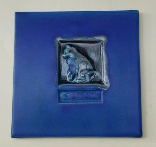 Michael Cohen 2004 Handmade Cobalt Blue Cat And Fish Hot - Plate Art Tile 5.  75 "