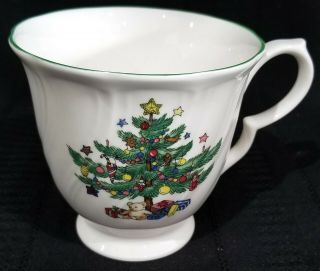Nikko HAPPY HOLIDAYS Set of 4 Coffee Tea Cups & Saucers Christmas holiday mugs 5