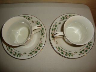 2 - Share The Joy Christmas Fine China Tea Cups And Saucers Holly Berries Japan 2