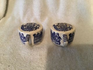 Royal China Blue willow pattern Salt & Pepper Shakers 2
