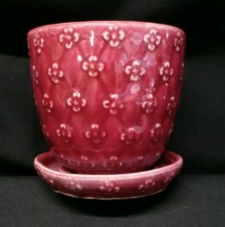 Vintage Shawnee Quilted Daisy Bright Burgundy Planter Small 454 Flower Pot