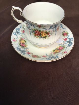 Queens Rosina ' Roses & Bows ' Footed Tea Cup & Saucer Set 3