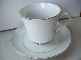 Crown Victoria Lovelace Fine China Cup & Saucer Set Made In Japan