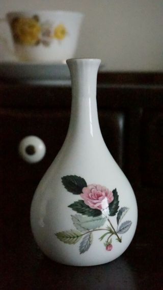 Vintage Wedgwood Hathaway Rose Bud Vase 5 ",  England