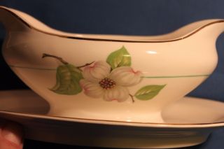 Pope Gosser Dogwood Gravy Boat With Attached Plate