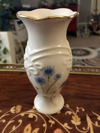 Lenox: Small Bud Vase Blue Cornflowers