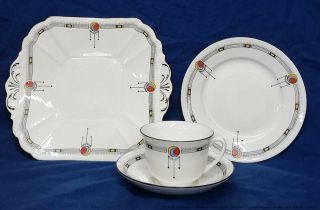 Shelley England Very Art Deco Vintage 4 Piece Teacup Underplate Group 11306