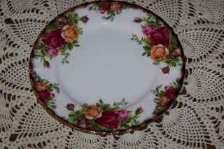 Royal Albert - Old Country Roses - 6 1/4 - Inch Bread Plate (different Backstamp)