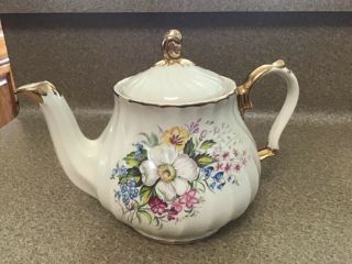 Vintage Sadler England Small Tea Pot Cream White Flower Pattern Gold Accents Euc