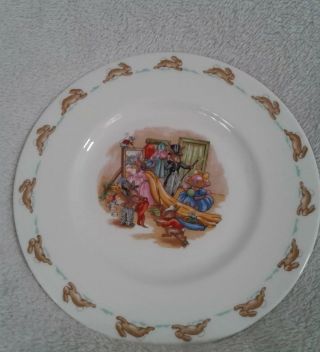 Vintage Royal Doulton Bunnykins 8 " Luncheon Plate " Dressing Up "