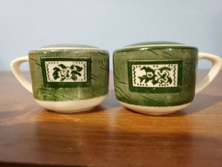 China: Colonial Homestead By Royal Green & White Salt & Pepper Shakers,  Vtg