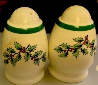 Spode Christmas Tree Salt & Pepper Set Pre - Owned England Porcelain