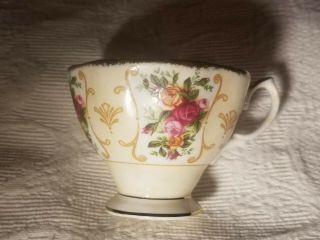 Vintage Royal Albert Teacup Rose Cameo Peach