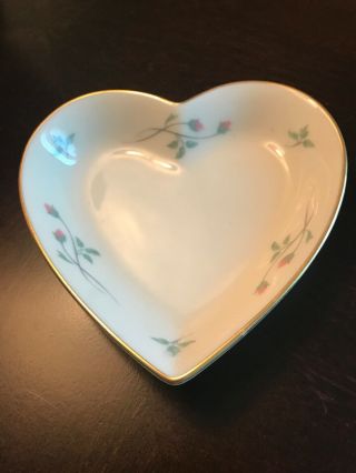 Lenox Rose Manor Heart Shaped Trinket Dish Bowl 4.  5 " Gold Rim