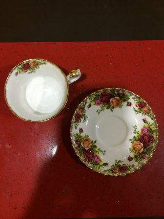 Royal Albert England Bone China Old Coutry Roses Tea Cup And Saucer
