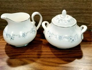 Royal Doulton Angelique Pattern 4997 Lidded Sugar And Creamer