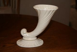 Vintage Franciscan Ware Ivory Swirl Coronado Cornucopia Vase