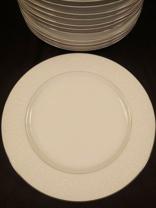 Crown Victoria Fine China Lovelace Dinner Plate 10.  25 "